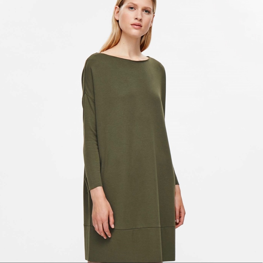 Amazing COS square cut oversized dress green XS S